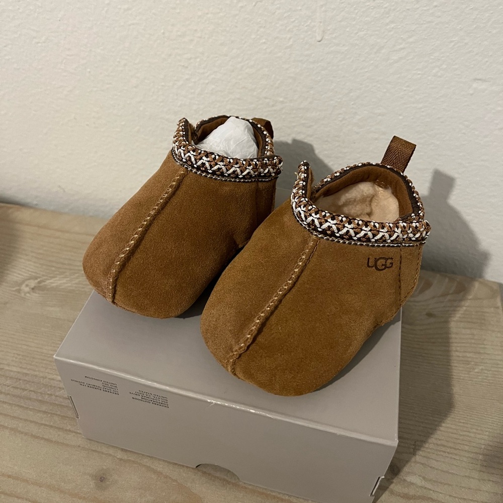 Brand New Never Worn Taz Uggs